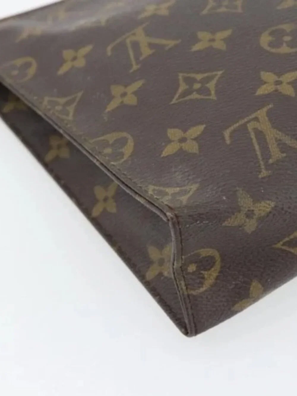 LOUIS VUITTON Monogram Poche Toilette 26 Pouch M47542 LV Auth 180910